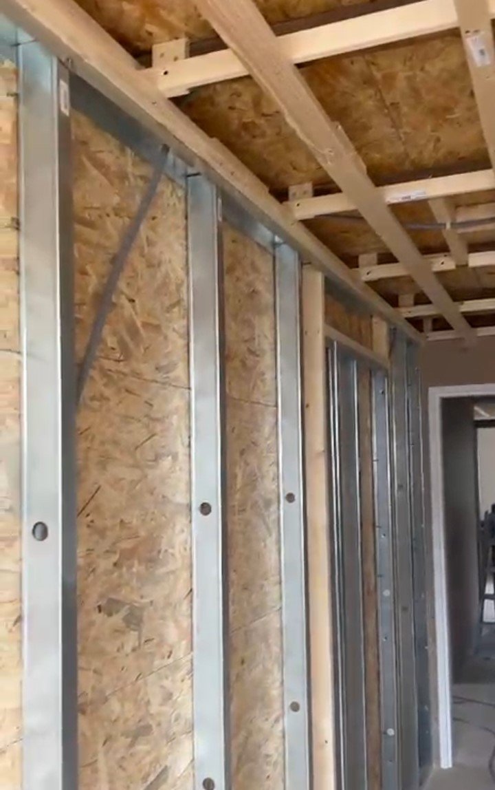Muur en Plafond Renovatie door MHB in Woudenberg